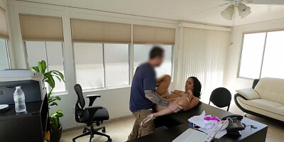 Loan4k featuring sweetie's agent action