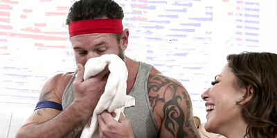 Fit yoga instructor Justine Jakobs works up a sweat riding client's cock