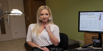 Sinful treasure - blonde movie - VIP 4K