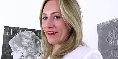 MILFy lady teases the cameraman but he does nothing