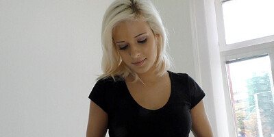 Beauty sweetheart's cash dirt