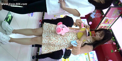 peeping chinese amateur upskirt.187