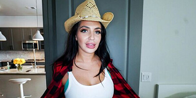Big cock action with nice Alexa Payne from Mom Shoot