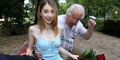 Inviting Lana Bunny at hunt4k trailer