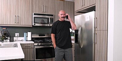 FreeUse Fantasy - Big Titted Redhead Delivery Girl Odette Fox Gets Free Used And Fucked During Game