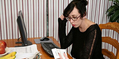 Noble Alia's curvy sex