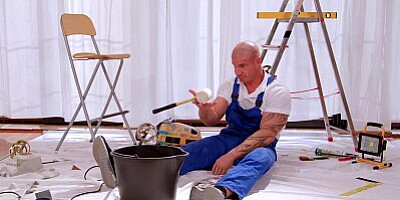 Naughty Bombshell With HUGE Tits Jennifer Mendez