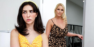 Mysterious Vanessa Cage and Jane Wilde - double blowjob movie - Bad Milfs