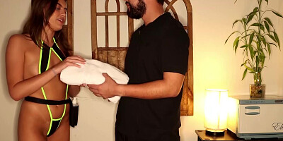 Selina Bentz sucking and jerking on the massage table