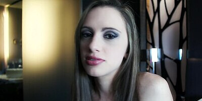 Ashlynn gives up her holes