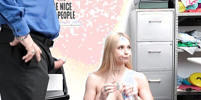 MILF Shoplifter Suspect Argues And Fights With The Officer On Duty But It Doesn't Go Well For Her