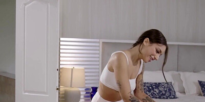 April Olsen is going to enjoy a rubdown with lesbo loving