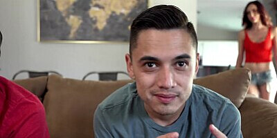 If you want to be good at sex you need to work on your flexibility Milf Artemisia Love teaches