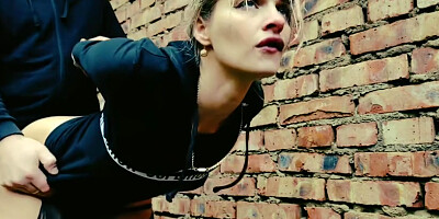 Swife Katy - She Is The Only Girl In A Post-apocalyptic Future, Everyone Is Hunting For Her To Fu