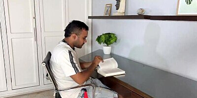 My stepfather teaches me a book to fuck and everything ends badly