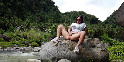 Passionbunny - Amazing Beauty Model Play With Pussy Outdoor