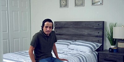 Ohhh look! It's that edible slime Milf Rachael Cavalli tells Stepson - S1:E3