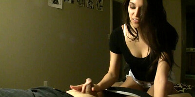 Beauteous Small Hands - real amateur hj action - Leons TV