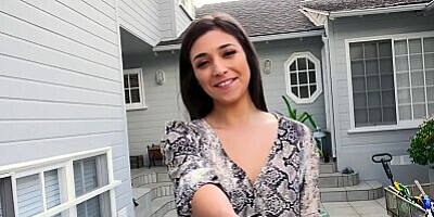 PropertySex Young Real Estate Agent Steals Her Mom's Client