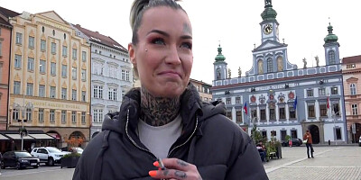 Sex In A Caravan Is Better Than A Party 9 Min