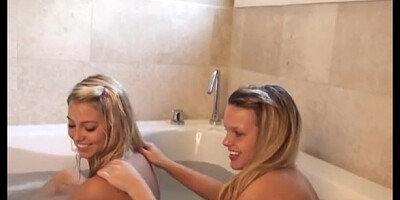 Premium GFs - selfpleasure scene