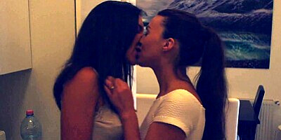 Sexy lesbian pleasures her lover to orgasm while fingering her ass