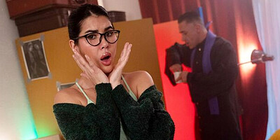 Extraordinary Lady Dee's teen (18+) smut