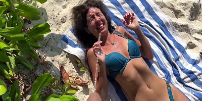 Pissed On Girl On A Public Beach - She Was Shocked 7 Min