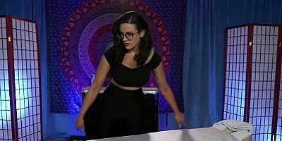 Oiled Lesbian Nuru Massage