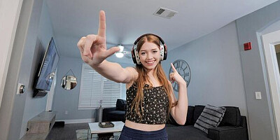 Rocking Myra's brown hair clip