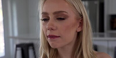 Princess Braylin Bailey tells stepbro, I want you to blow your load in my castle - S3:E10