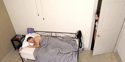 Stepsis Eliza Ibarra Says Did my poor little stepbrother cum his shorts?!