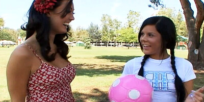 Perfect squeeze's hot lesbians video