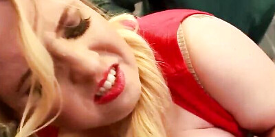 Detention Dickdown (Nikky Wilder)