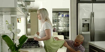 Jessica Starling In Juicy Takes Stepbrothers Fat Cock In Her Tight Oily Ass After Cooking Oopsfamily