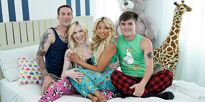 TeamSkeet Classics featuring Celestina Blooms and Gia Dibella's big ass dirt