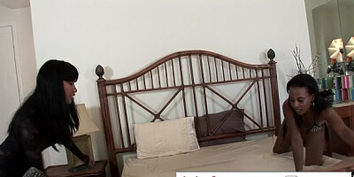 Bella Moretti and Michelle Malone's pussy licking video by My Lesbian Friend