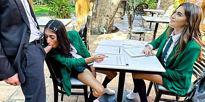 Tireless Selina Bentz and Sona Bella at oral smut