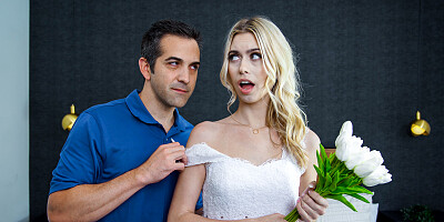 Blonde nympho Jill Kassidy gets pleasantly fucked in bed