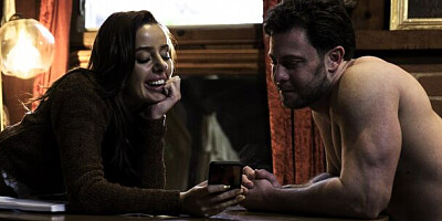 Stylish Vanna Bardot at oral movie