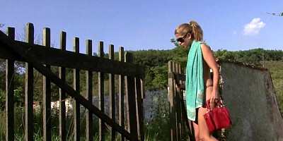 Girlfriend almost cheating with his horny stepdad in an outdoor vid