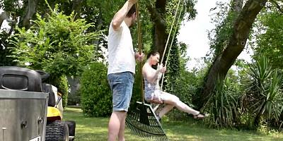 Harmony Reigns is more than happy to fuck a true stranger