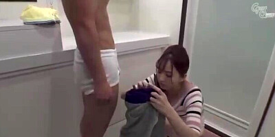 08844,A woman panting in full lewdness