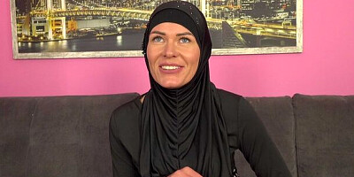 So hot Claudia Macc at cowgirl dirt