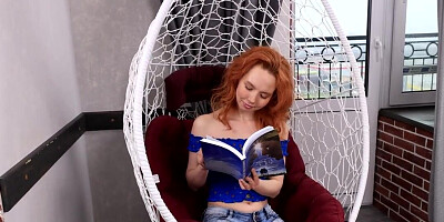 Avid reader turns into a zealous fucker in a hot movie