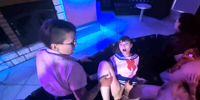 Orgies entre filles devant les mecs