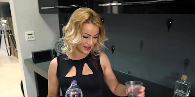 Cherry Kiss craving your cock at the office