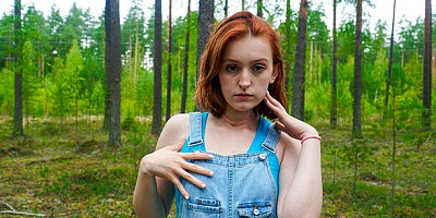 Fergy Croak's outdoor scene by Redhead Teens