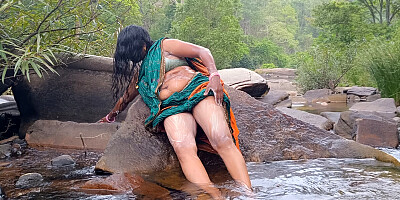 Telugu sexy Silk aunty outdoor waterfall bathing, telugu Dirty talks.