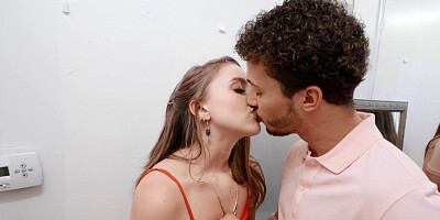 Luscious Christie Stevens and Laney Gray in passionate trio sex